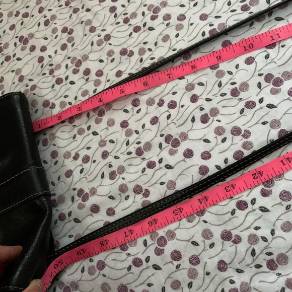 Fossil genuine black leather crossbody - Picture 9 of 12